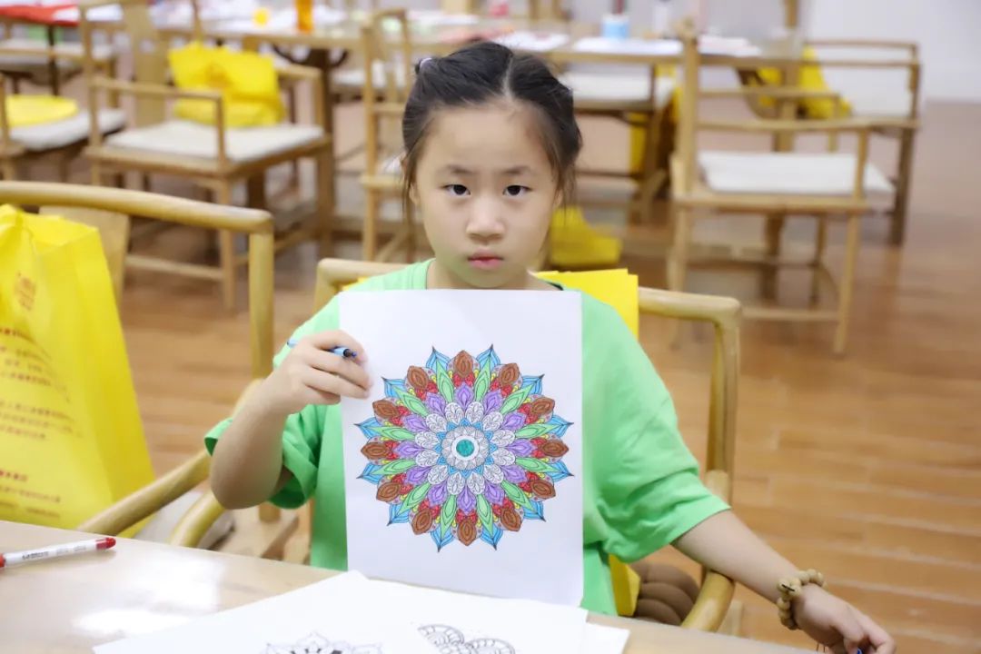 沒想到,這是9歲小女孩來爸媽在線學習的收獲!