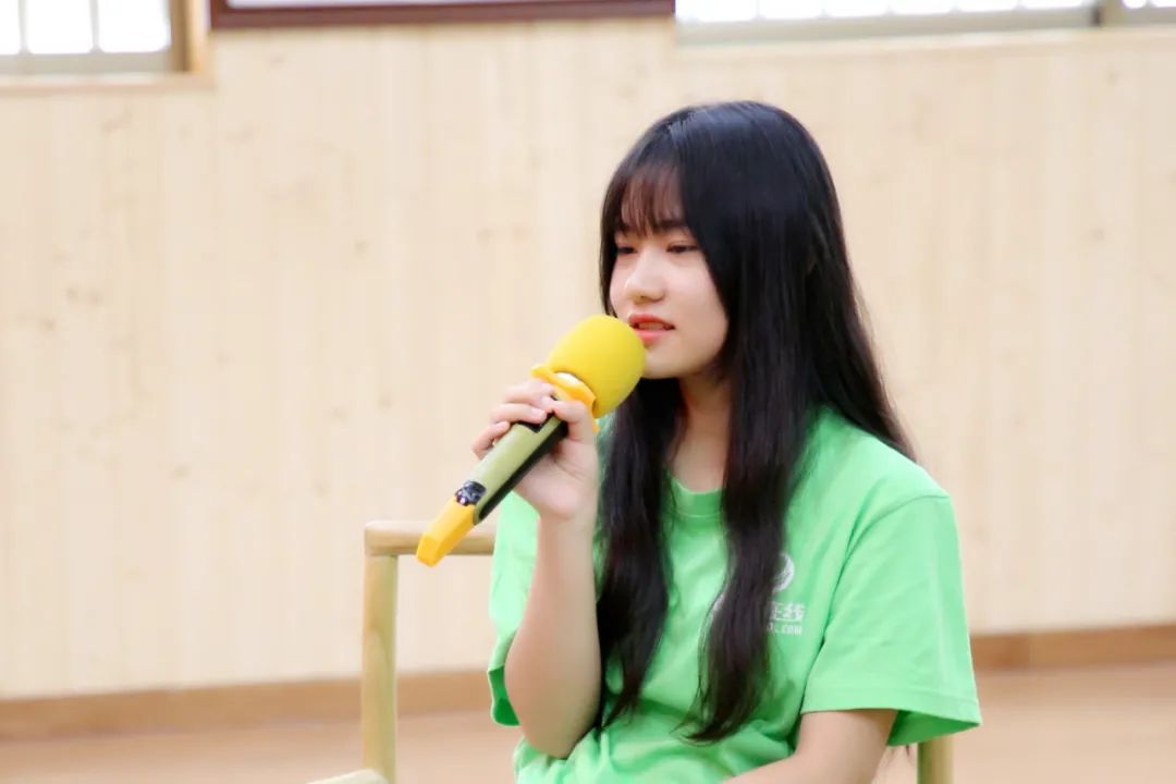 活著,努力實(shí)現(xiàn)每個(gè)階段的人生意義就好了!