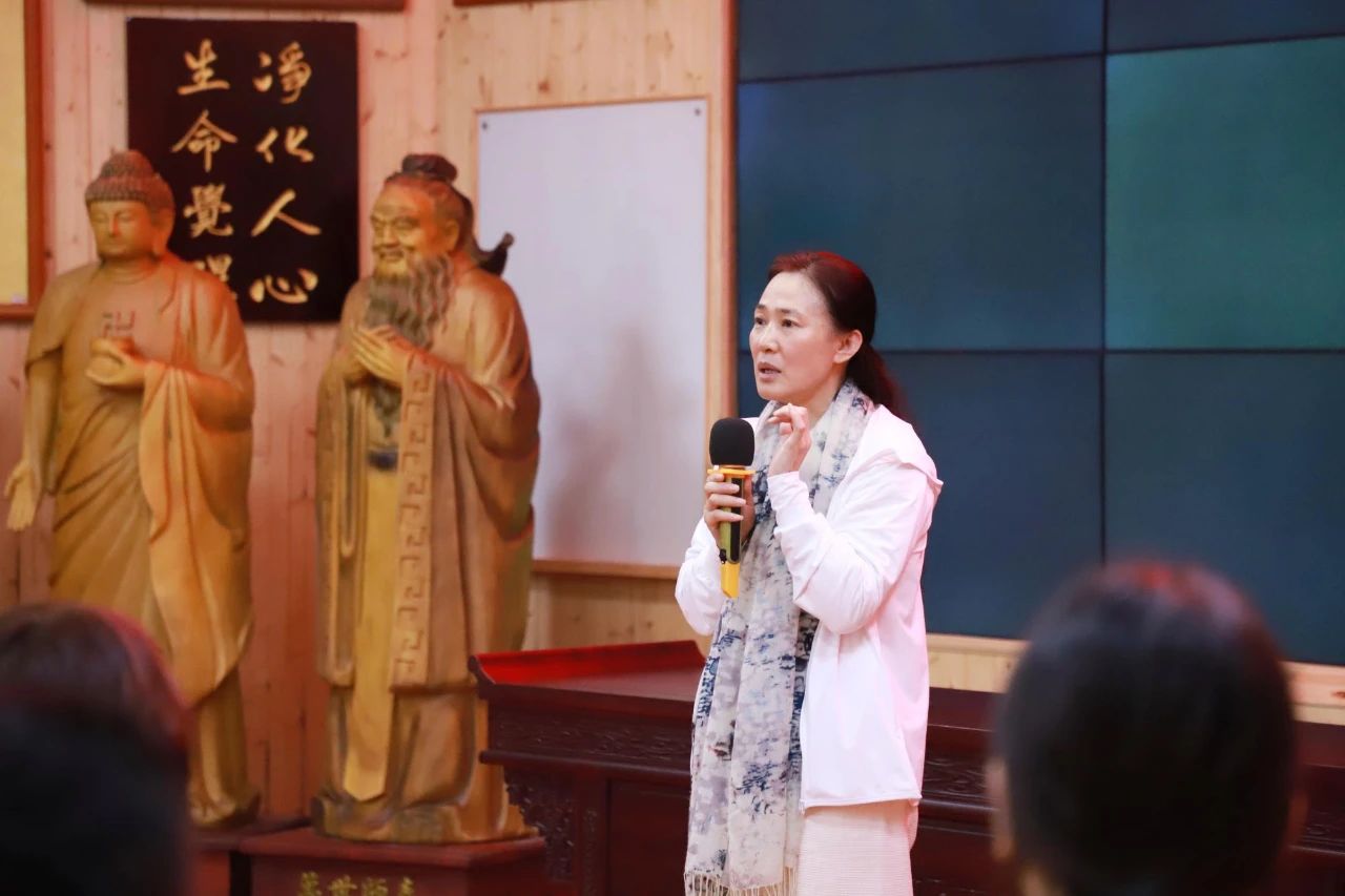 心靈導師的學習,讓我明了如何更好地工作和生活! 心靈導師的學習,讓我明了如何更好地工作和生活!