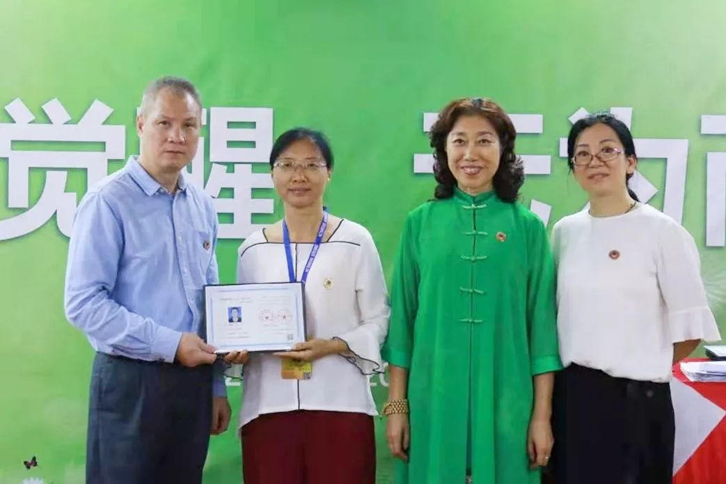 孩子突然不上學了?是提醒家長要覺醒了! 孩子突然不上學了?是提醒家長要覺醒了!