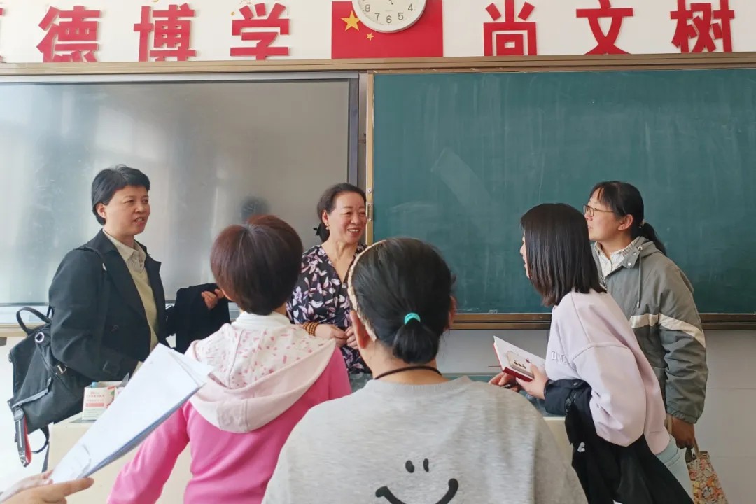 1729043543580160.jpg 1729043543580160.jpg