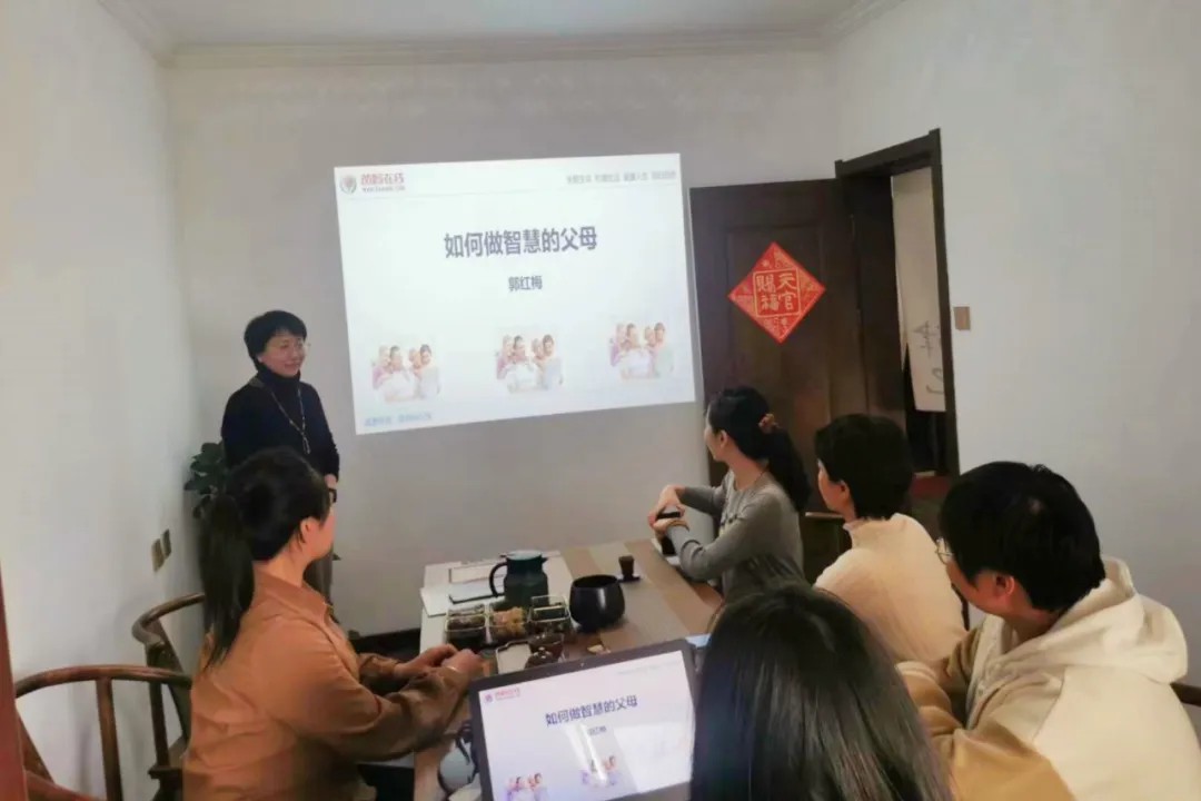 1729044537962176.jpg 1729044537962176.jpg