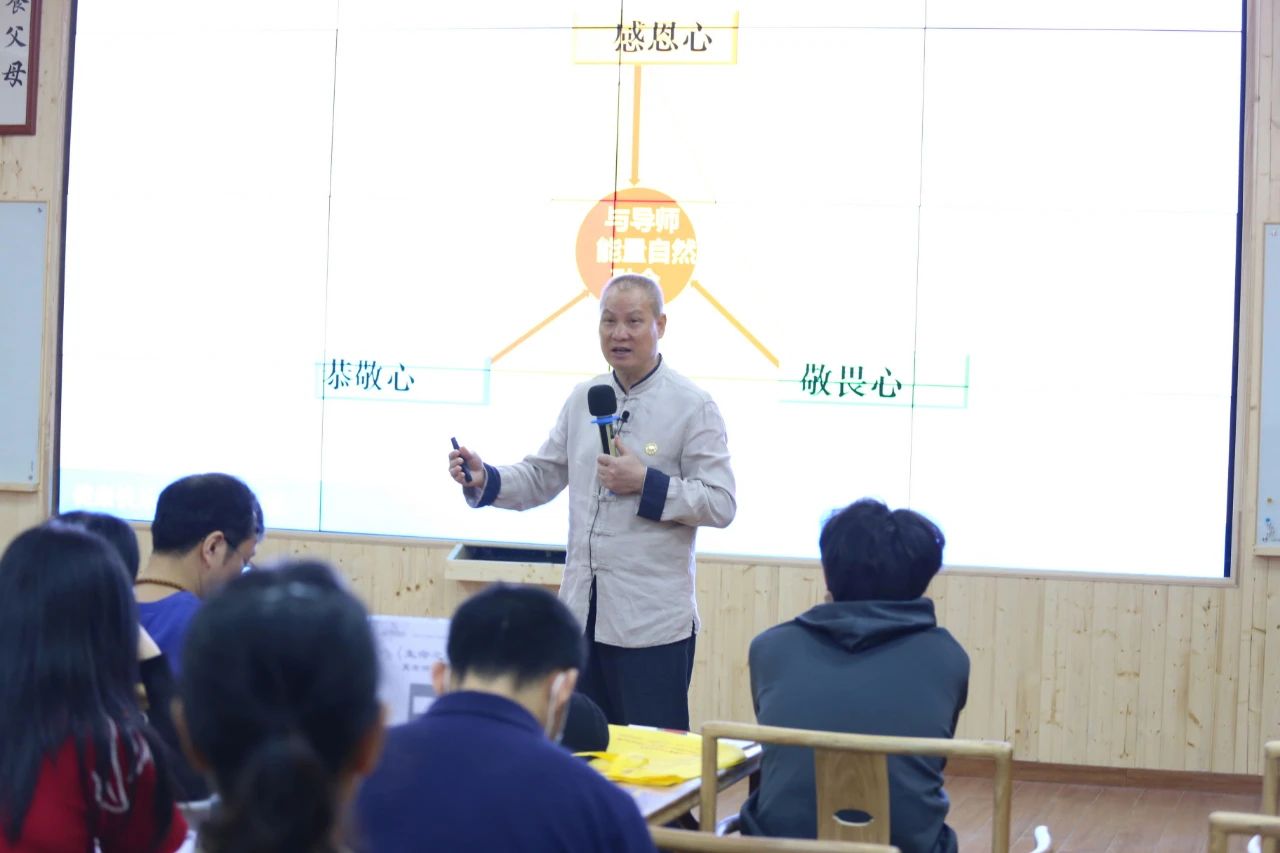 1729390019432359.jpg 1729390019432359.jpg