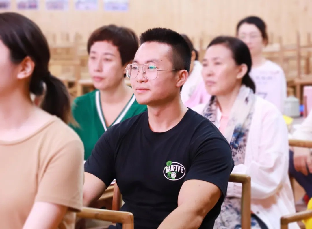 1729561483824644.jpg 1729561483824644.jpg