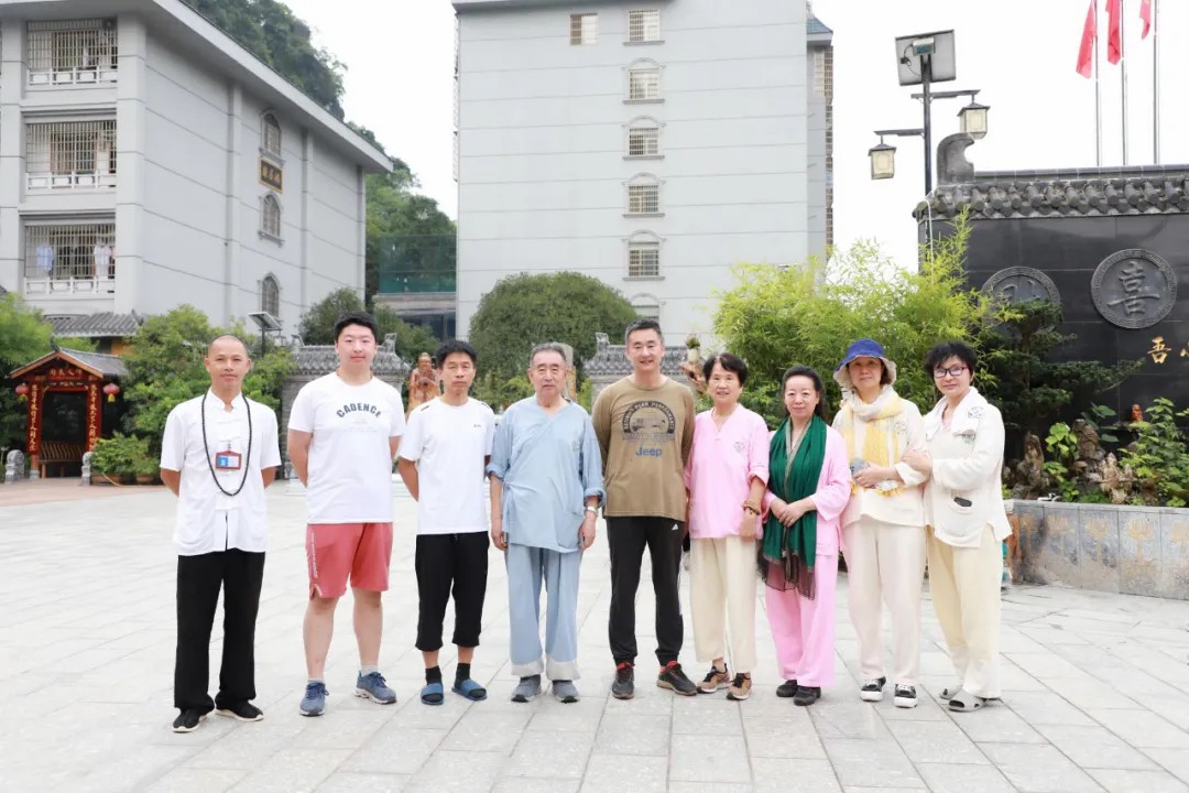 1729643806557208.jpg 1729643806557208.jpg