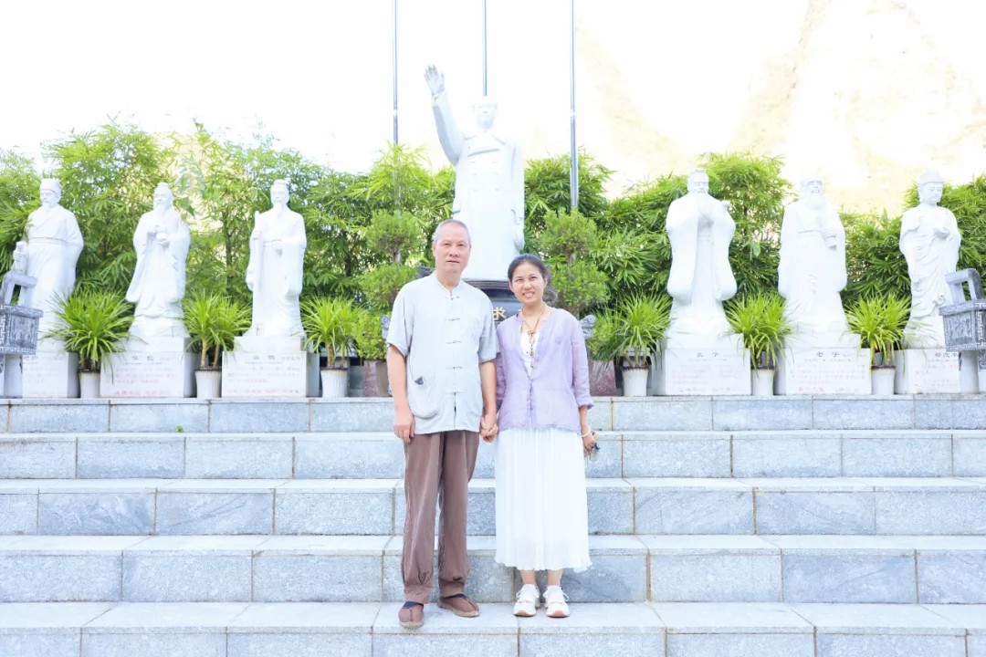 1729992138374420.jpg 1729992138374420.jpg