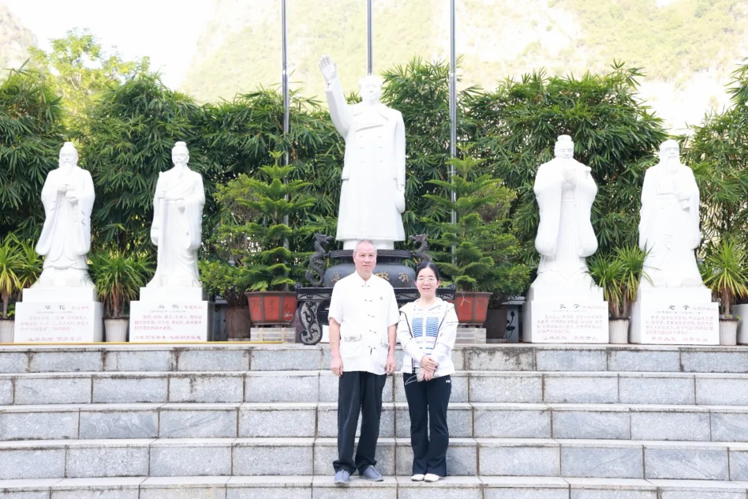 1729995626912318.jpg 1729995626912318.jpg