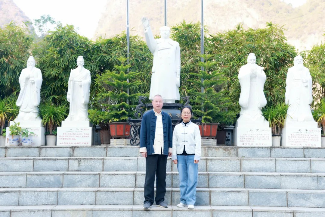 1734222822476169.jpg 1734222822476169.jpg