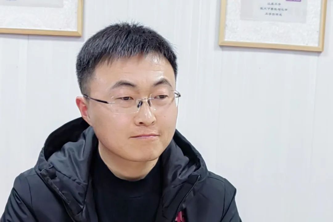 1740445680710569.jpg 1740445680710569.jpg