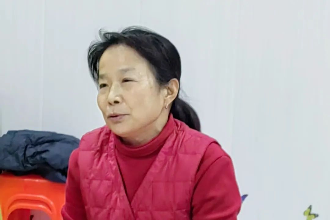 1740445773404729.jpg 1740445773404729.jpg