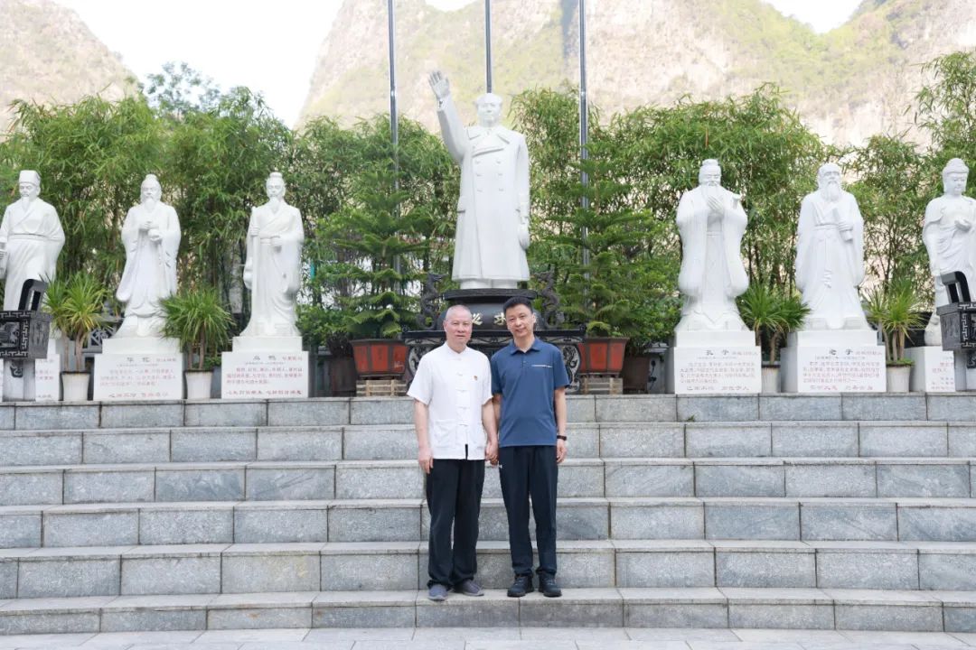 1747361982129611.jpg 1747361982129611.jpg