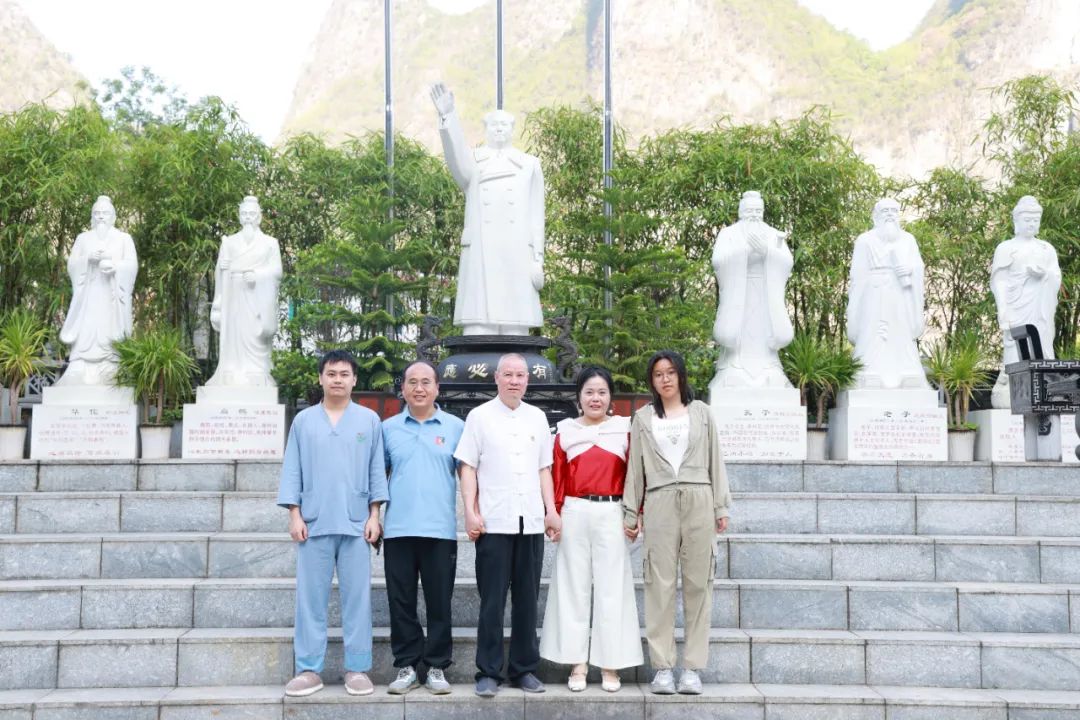 1748420780120312.jpg 1748420780120312.jpg