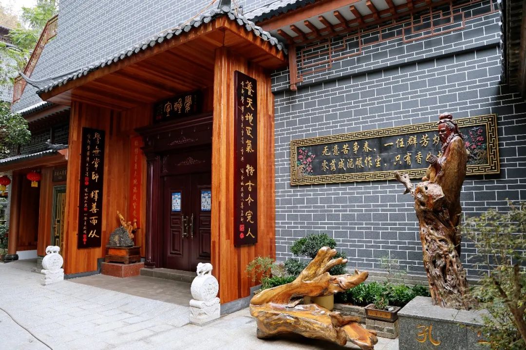 1749519688547364.jpg 1749519688547364.jpg