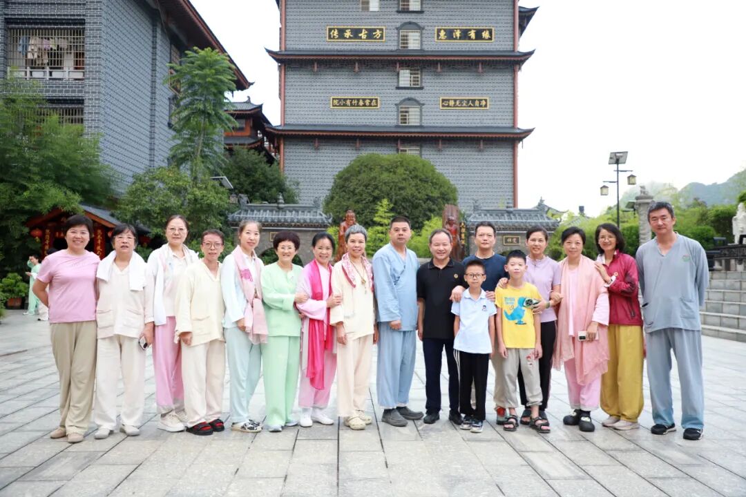 1757584013134904.jpg 1757584013134904.jpg